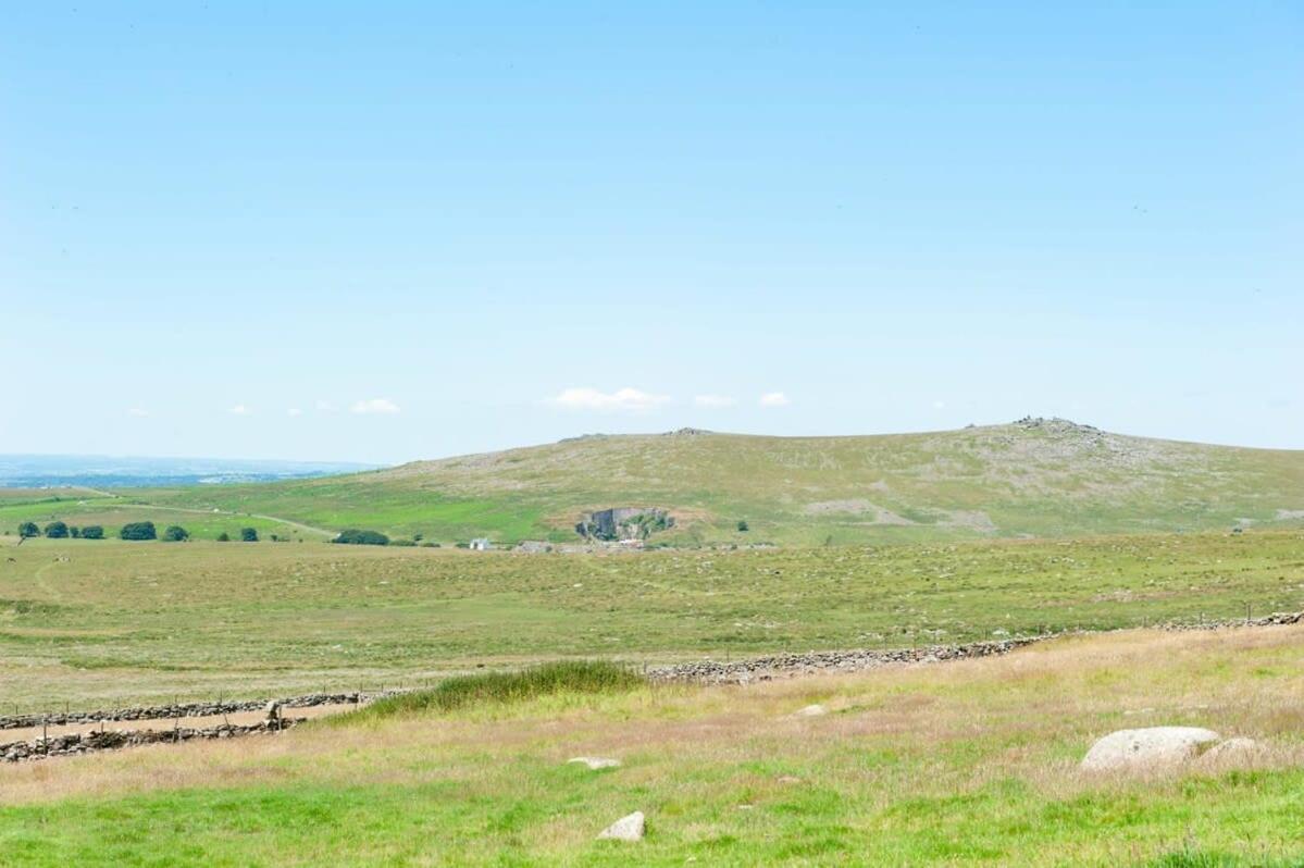 Dartmoor Barn On North Hessary Tor Βίλα Yelverton Εξωτερικό φωτογραφία